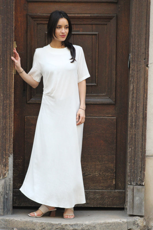 Robe Elva – Simplicité solaire