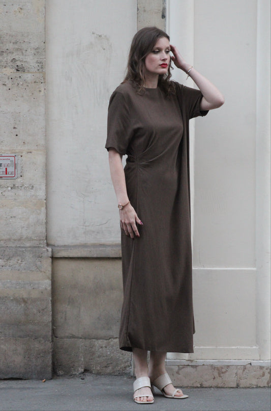 Robe Elva – Simplicité solaire
