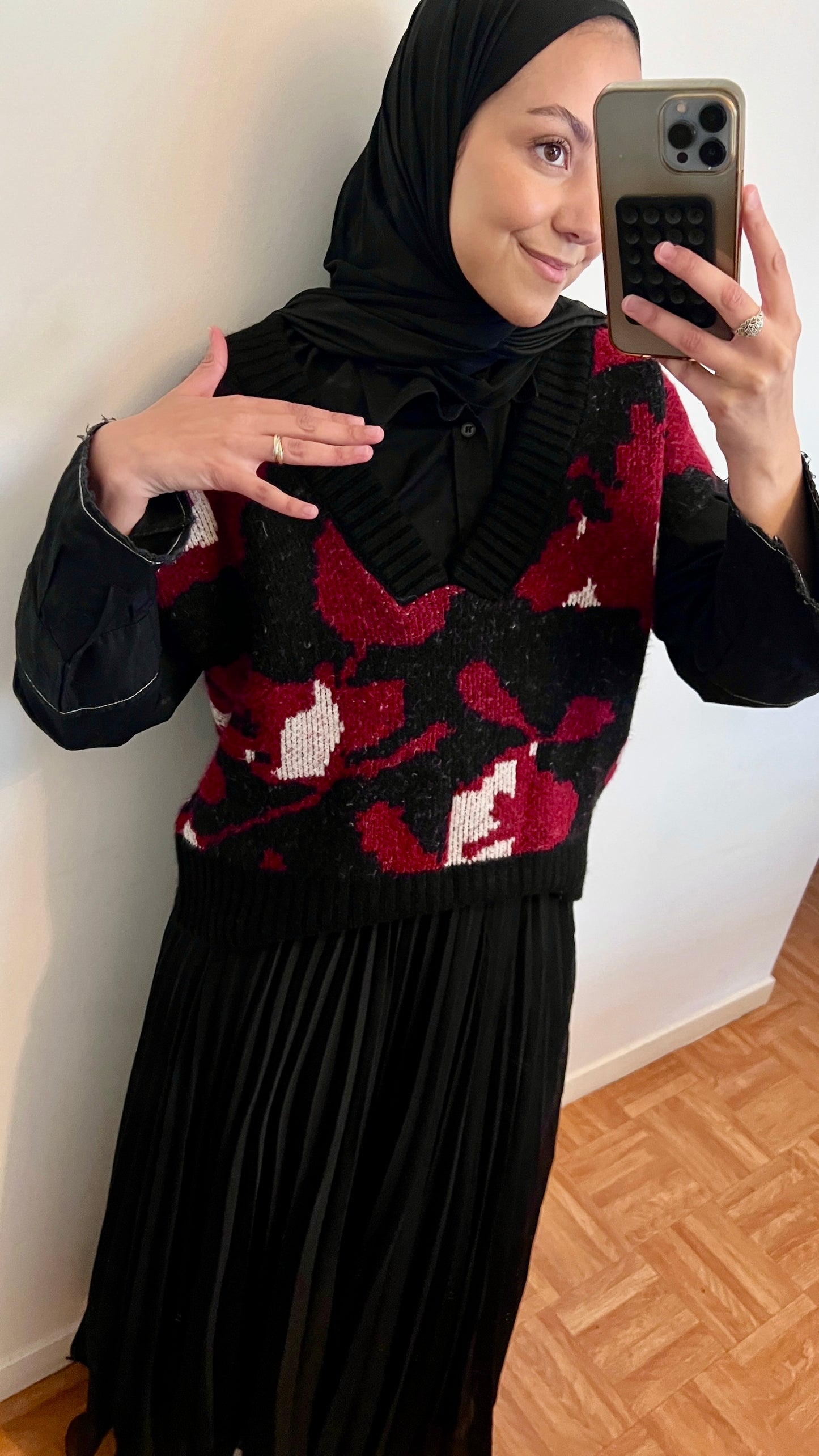 Pull sans manches oversize en maille - Motif abstrait rouge & noir