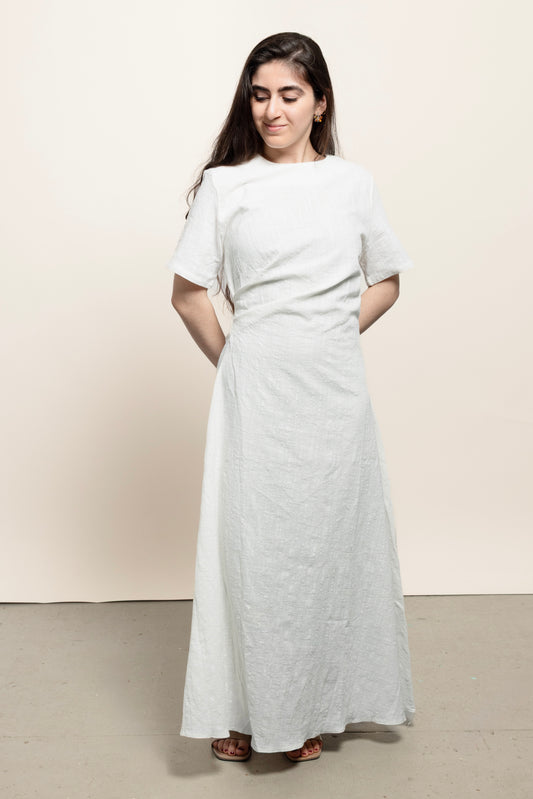 Robe Elva – Simplicité solaire
