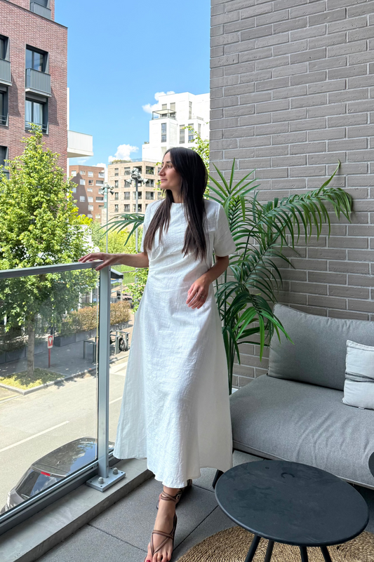 Robe Elva – Simplicité solaire