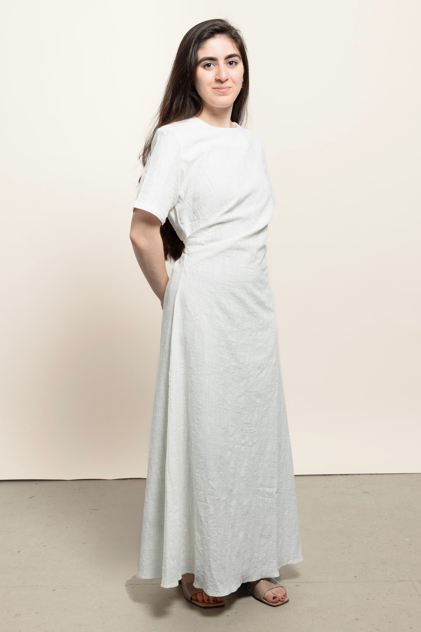 Robe Elva – Simplicité solaire